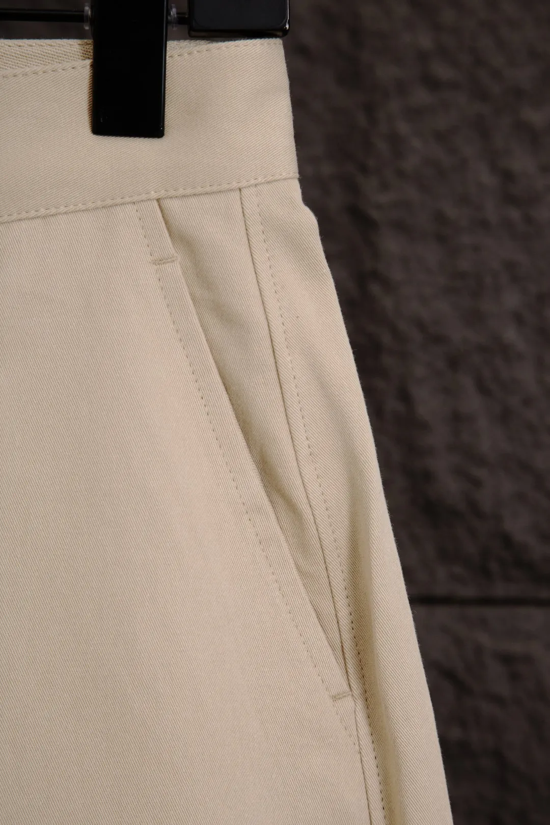 26221 #Khaki